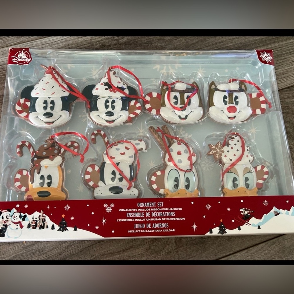 Disney Ornament Set